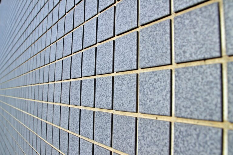 「小口平タイル」の読み方は？