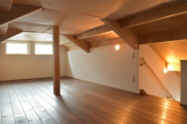 小屋裏換気とは